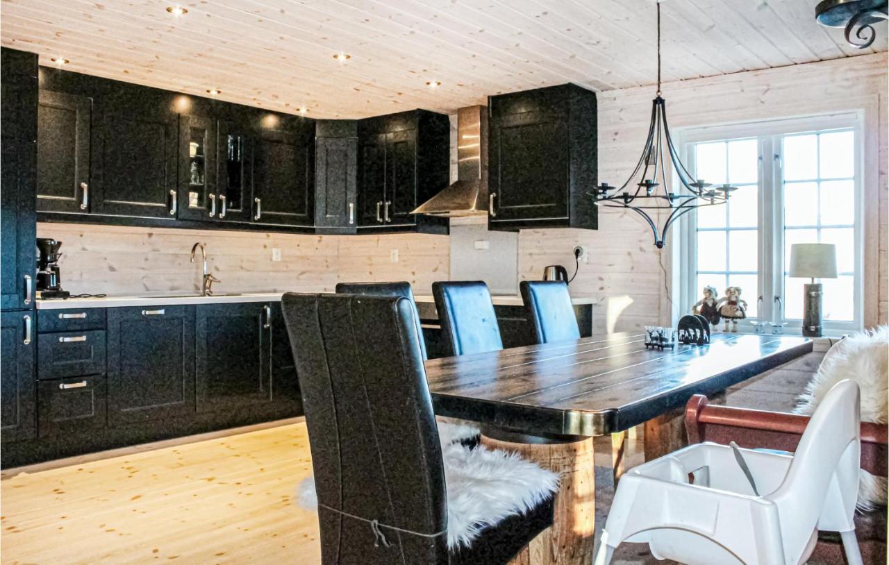 5 Bedroom Nice Home In Matredal Exterior foto